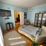 Center 2 Garage *