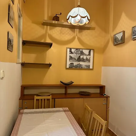 Center 2 Garage דירה בודפשט